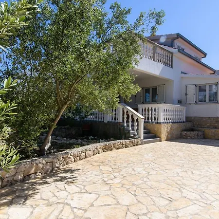 Stipe - 25m From The Sea Apartment *